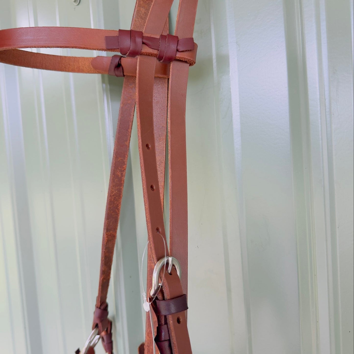 Premium soft leather with stainless steel hardware